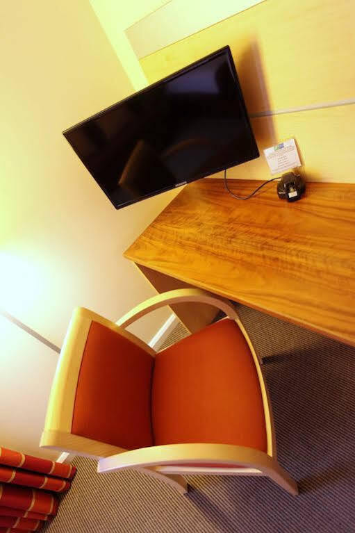 Holiday Inn Express London Golders Green, An Ihg Hotel Finchley Buitenkant foto
